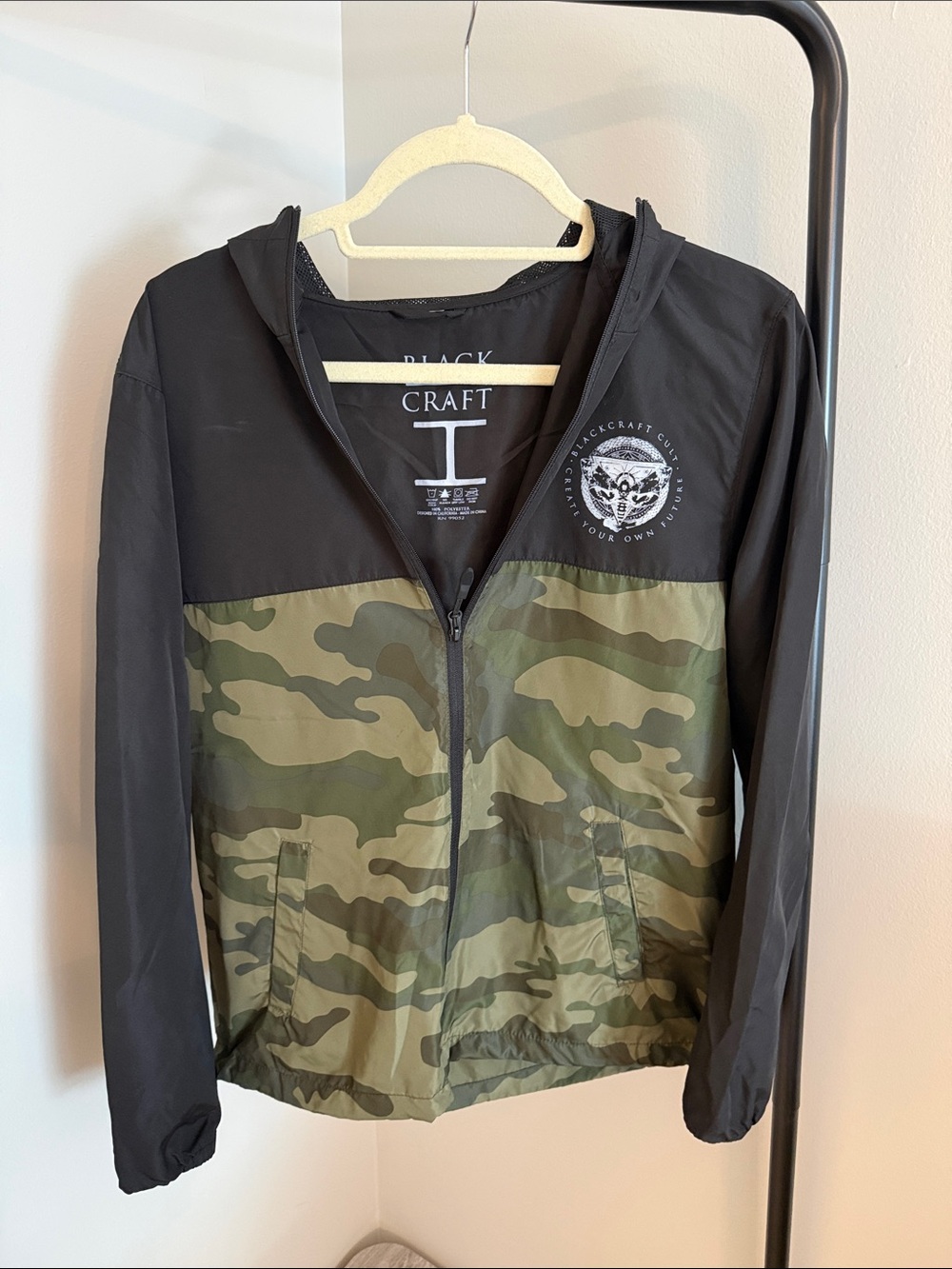 Black & Camo Lightweight Hooded Jacket